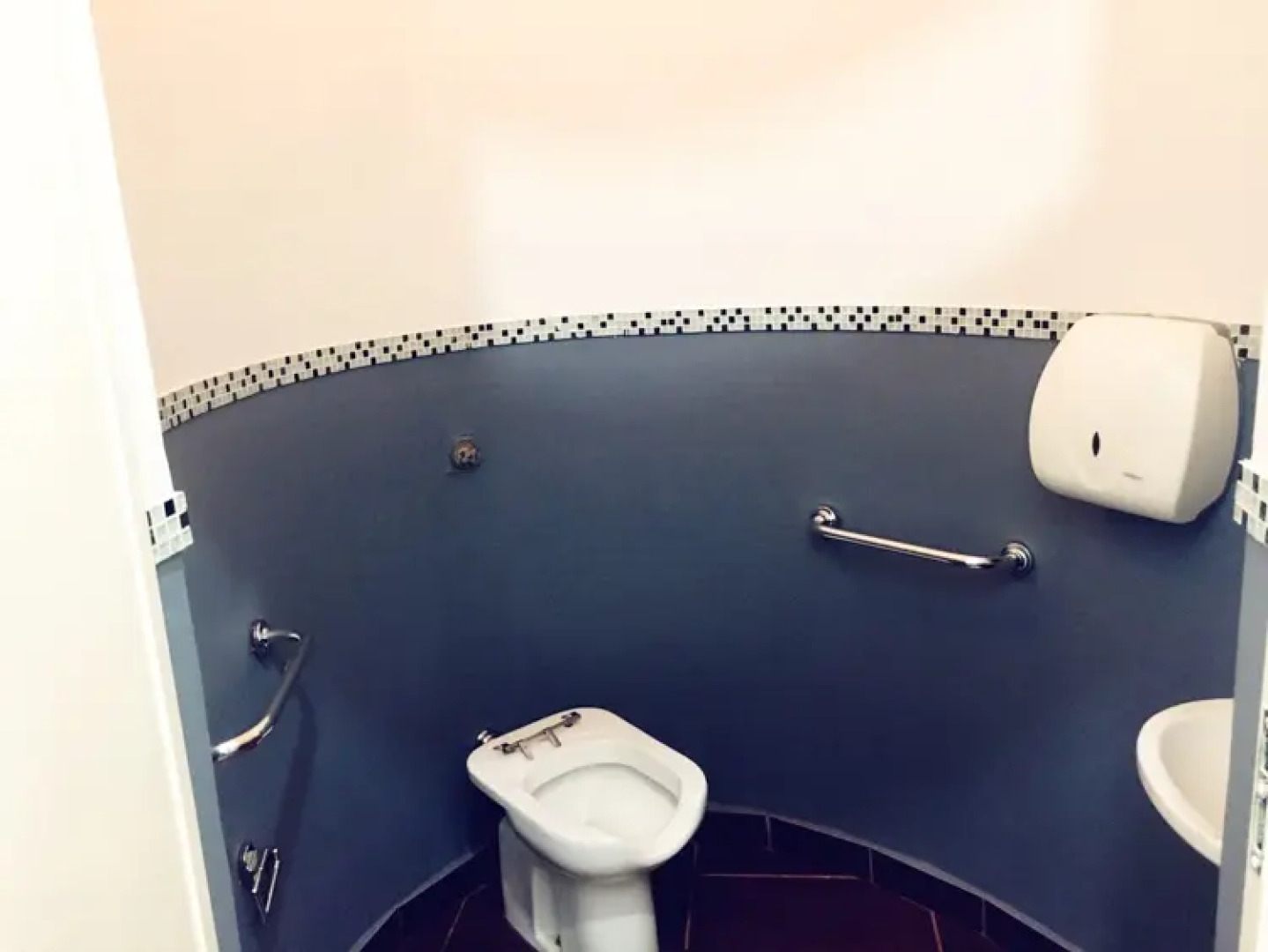 VOA Hotel Greenvile City