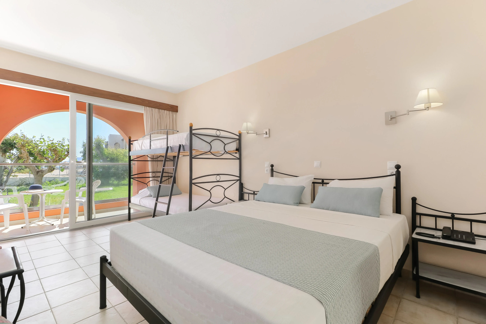 Отель Mare Monte Beach Hotel