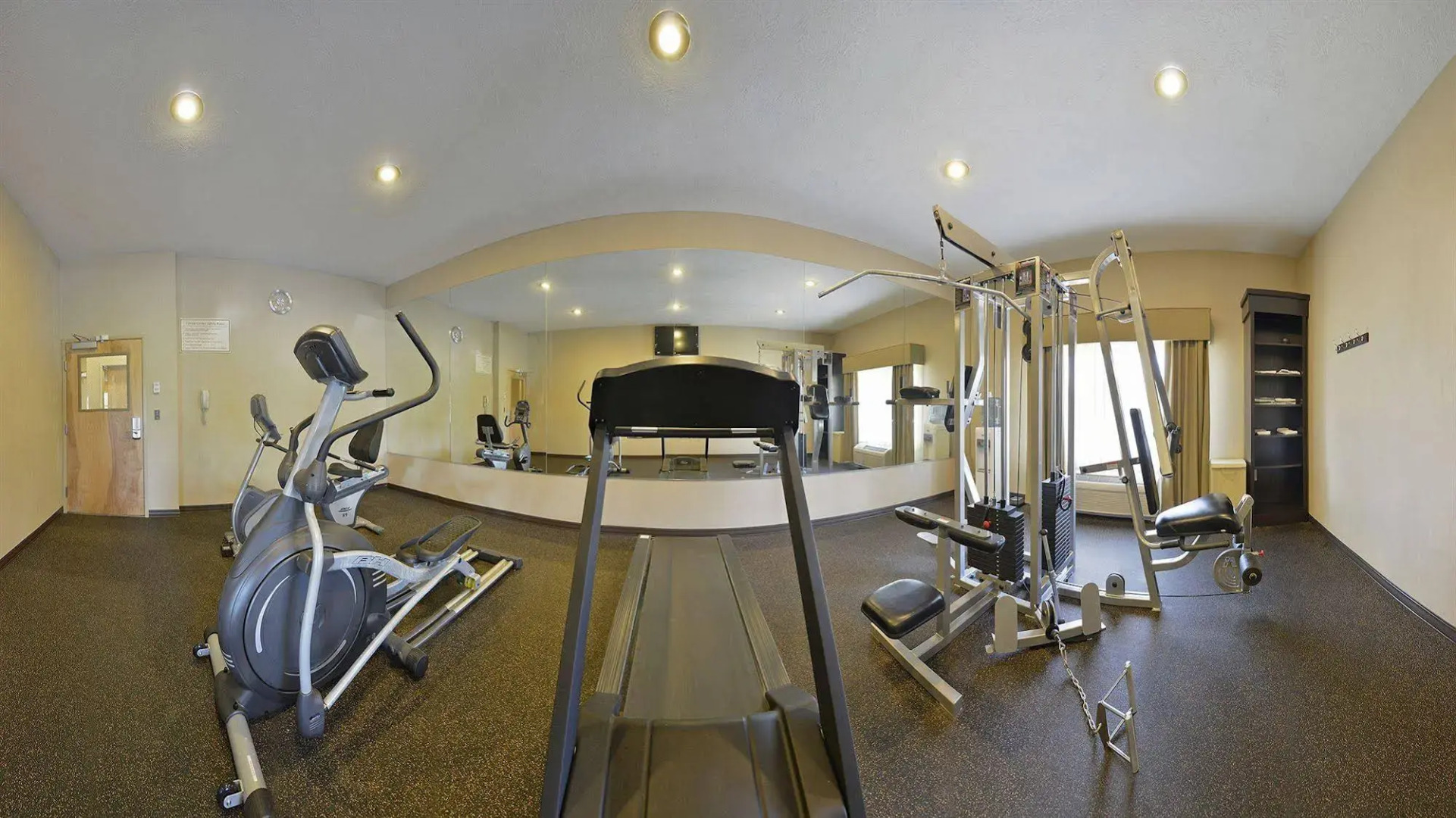 Sonesta Essential Indianapolis Airport