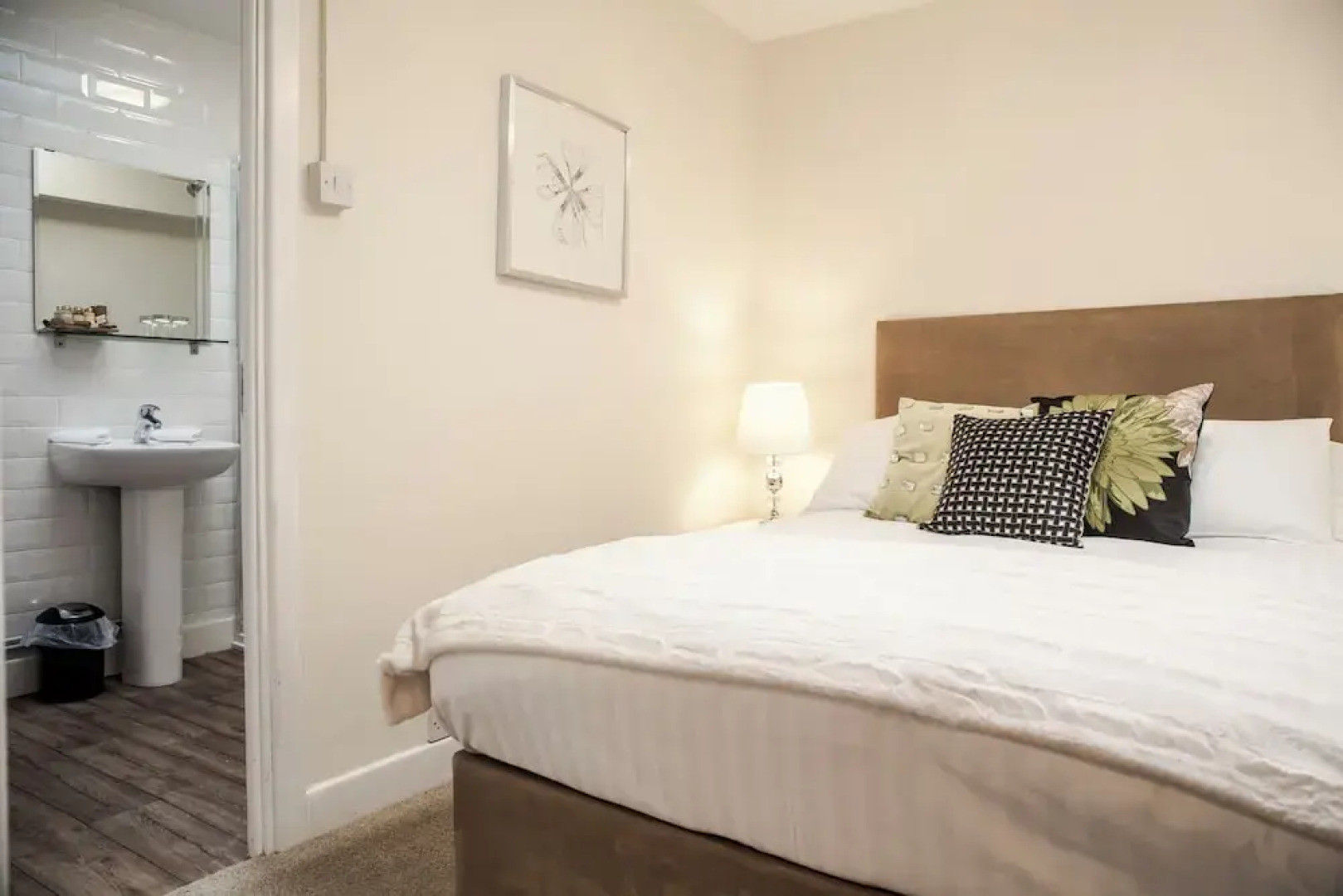 Craven Heifer at Stainforth