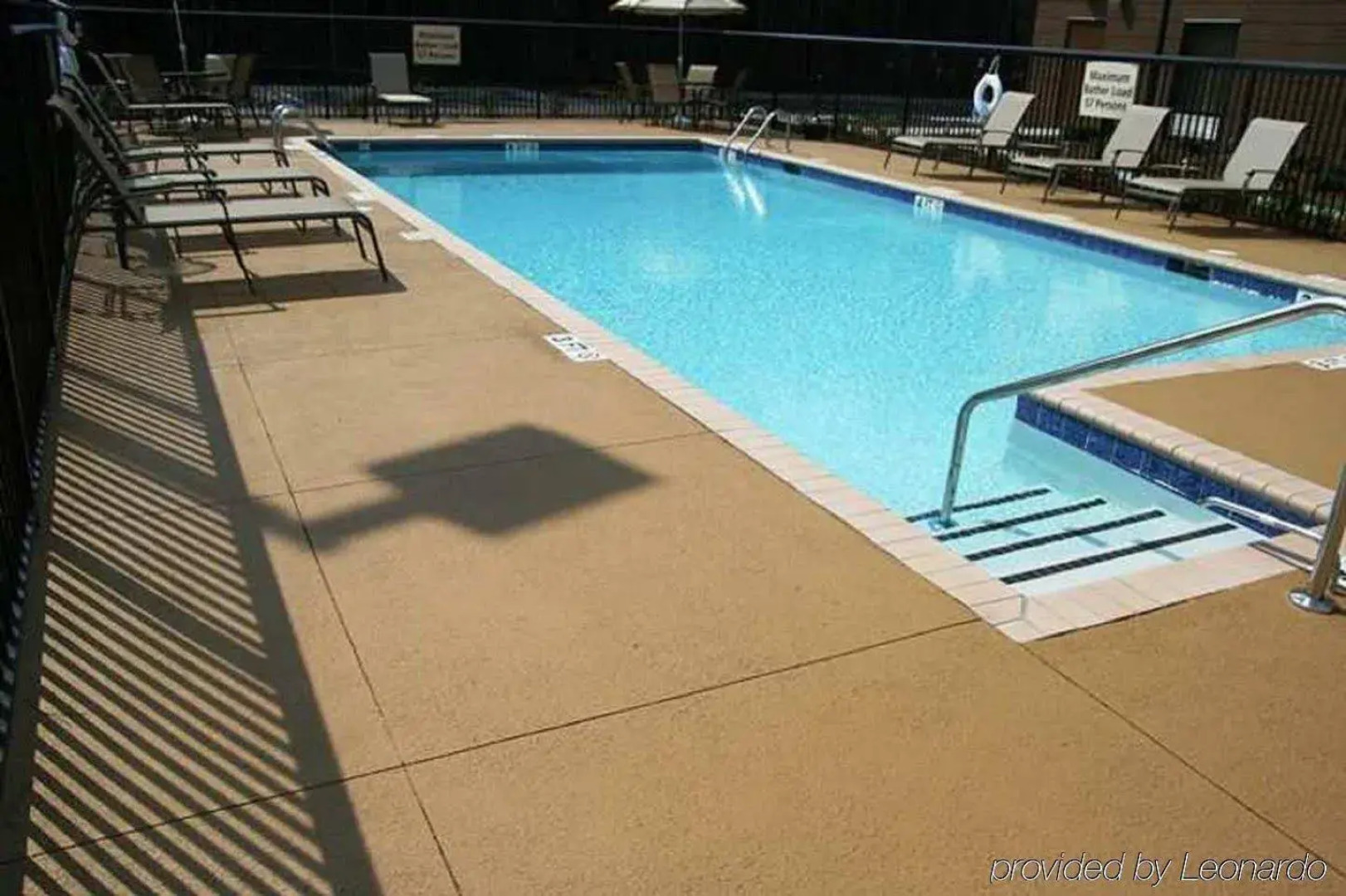 Hampton Inn & Suites Savannah-Airport