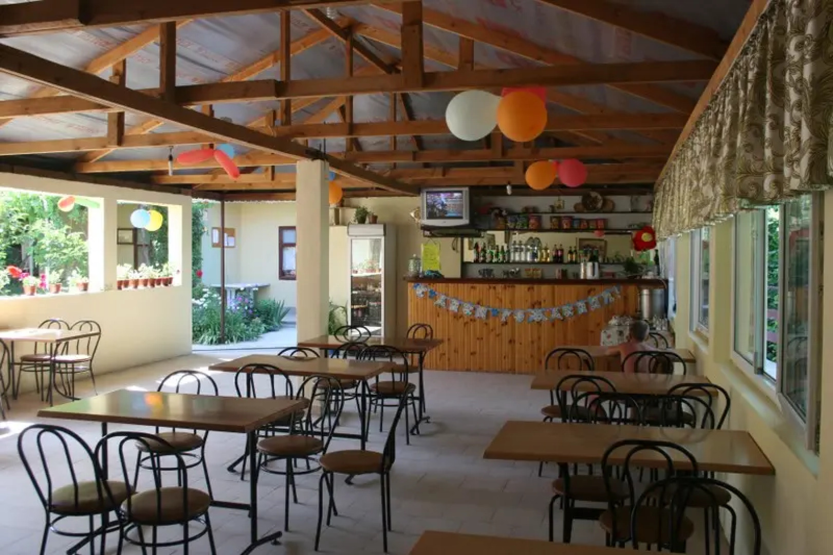 Изумрудный