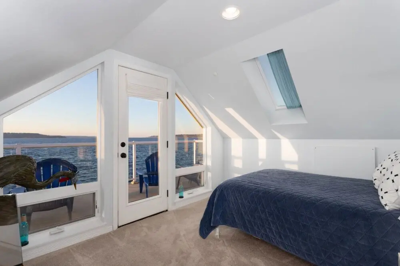 Amazing Sunsets At 3br Over The Puget Sound 3 Bedroom Home by Redawning