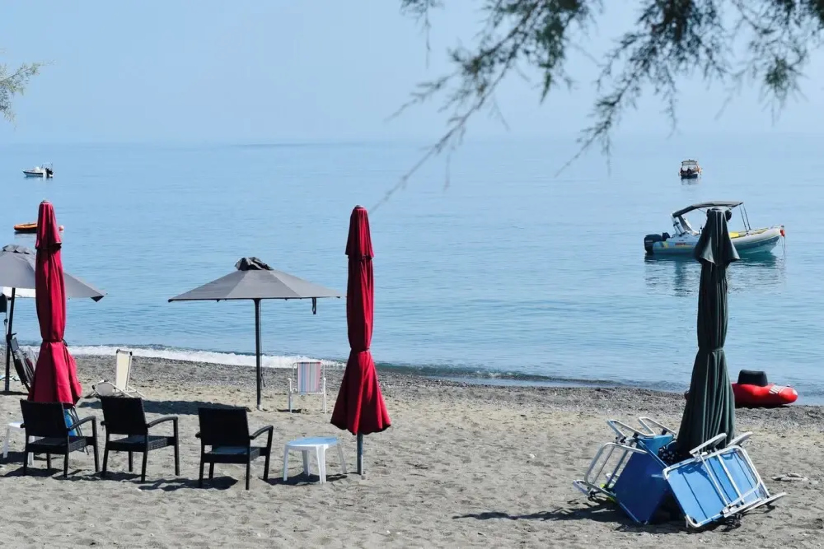 Armonia Seaview Suites