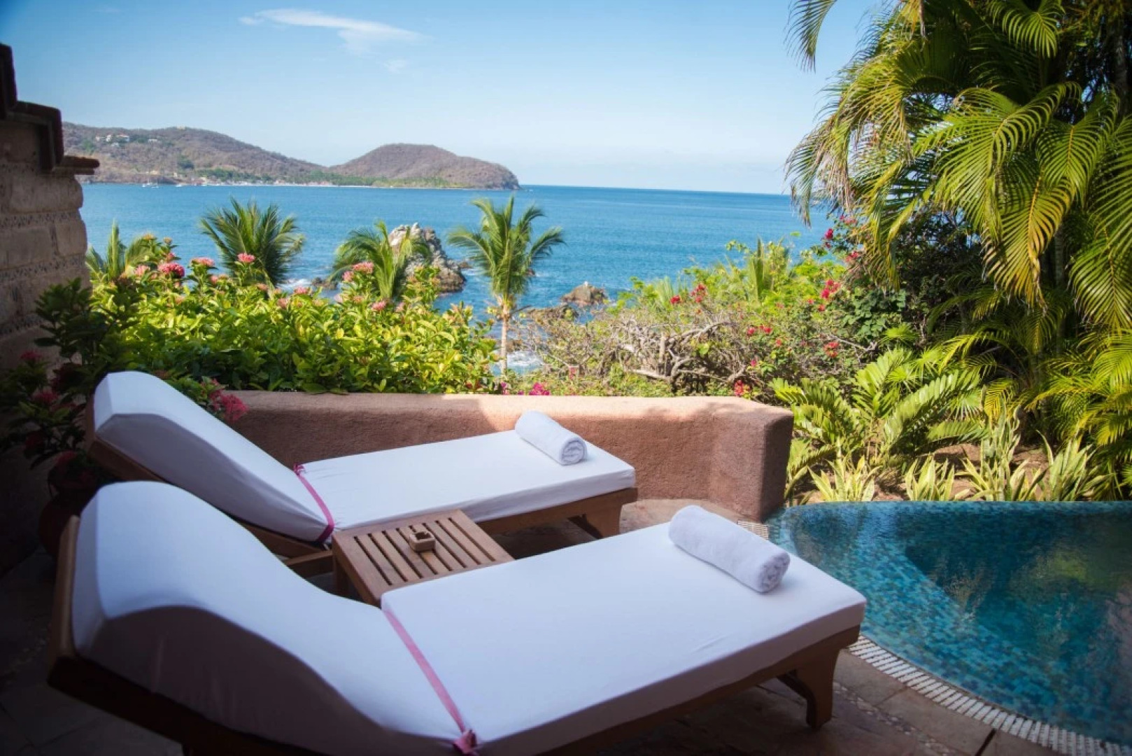 Villa El Ensueño by La Casa Que Canta