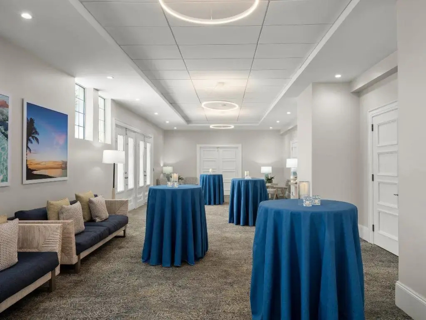 Courtyard by Marriott Nassau Downtown/Junkanoo Beach