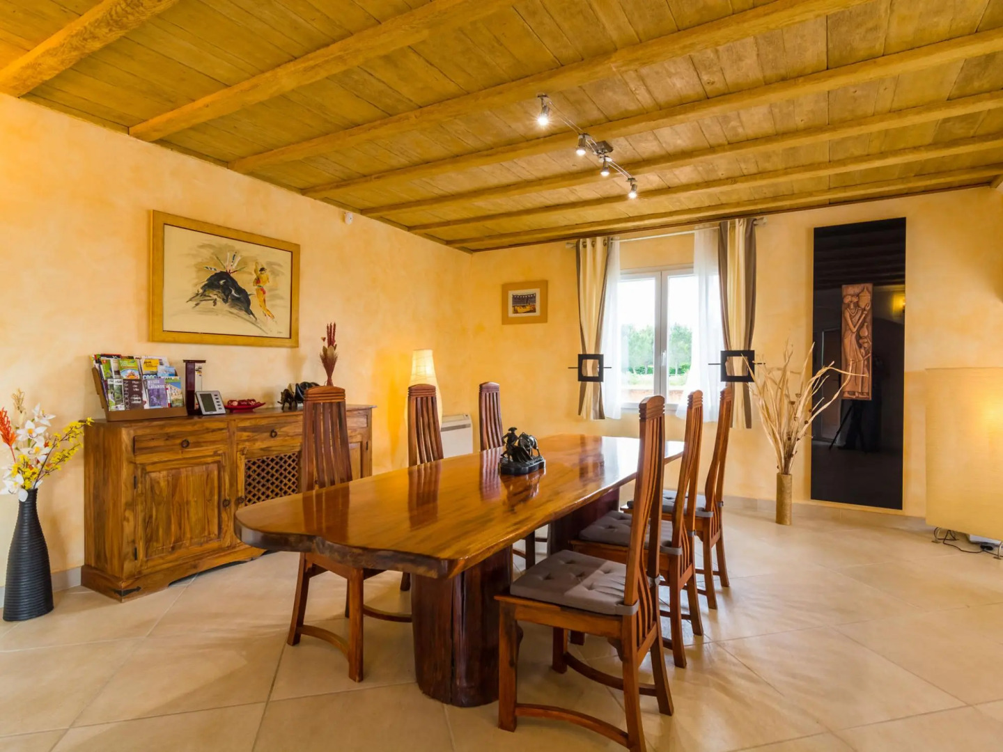 Luxury Holiday Home in Pierrerue With Private Pool & Centre Nearby