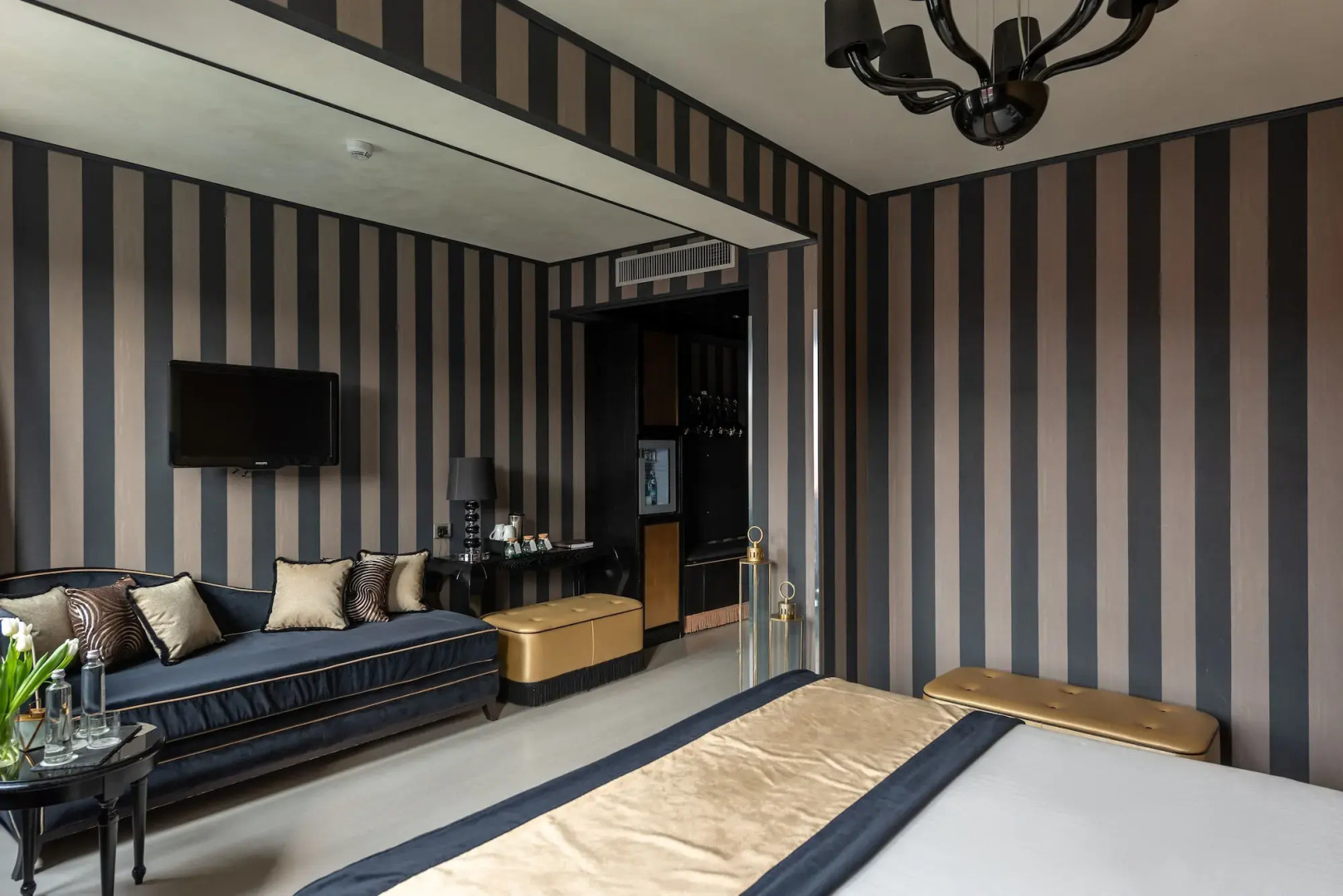 Carnival Palace Hotel