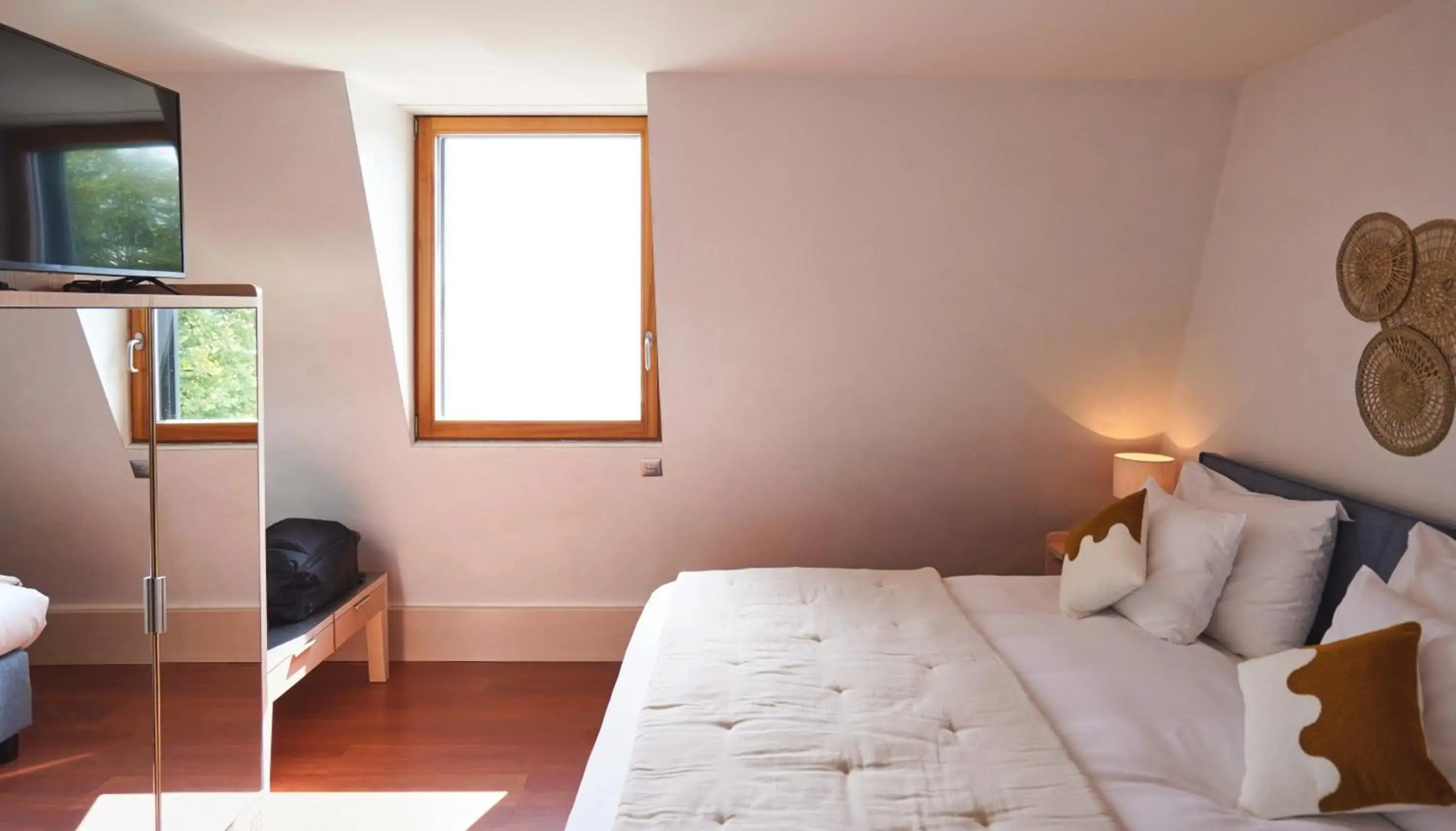 Maison Du Lac Boutique Hotel