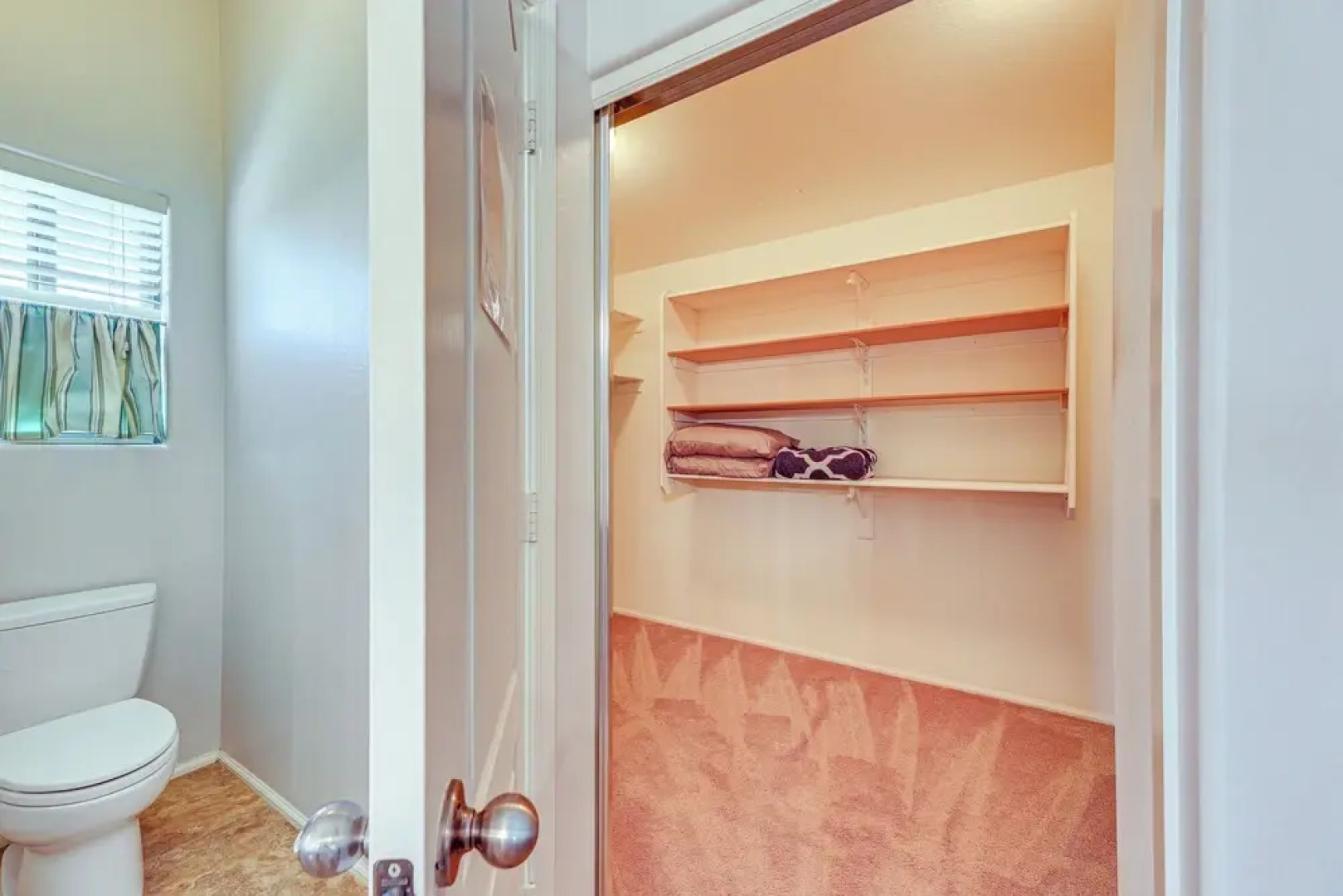 4 Mi to San Tan Valley: Family-friendly Getaway