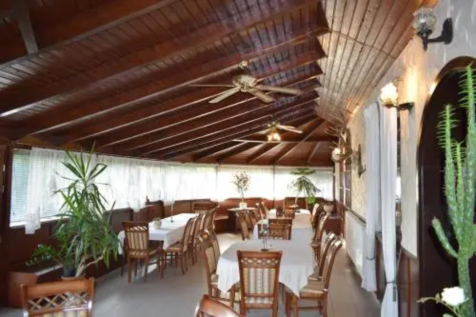 Sztráda Romantika Panzió és Étterem