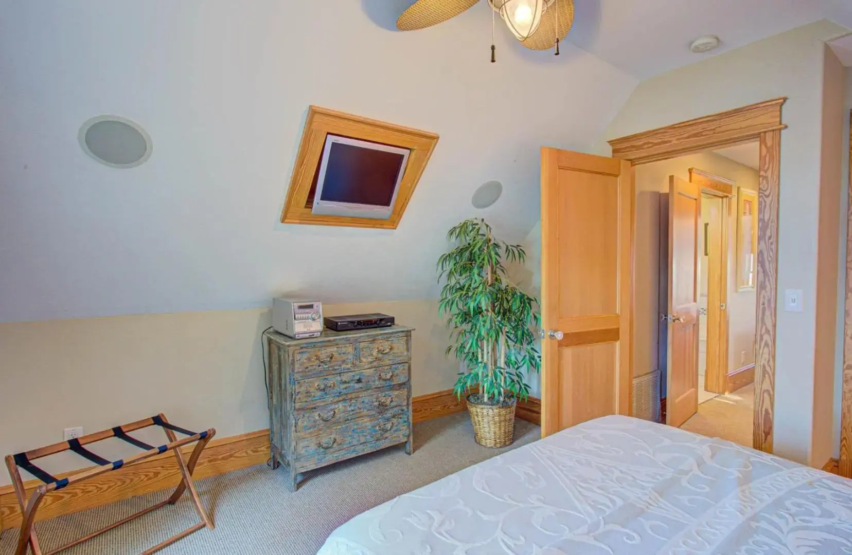 IC2 Endless Summer Cottage Dog Friendly