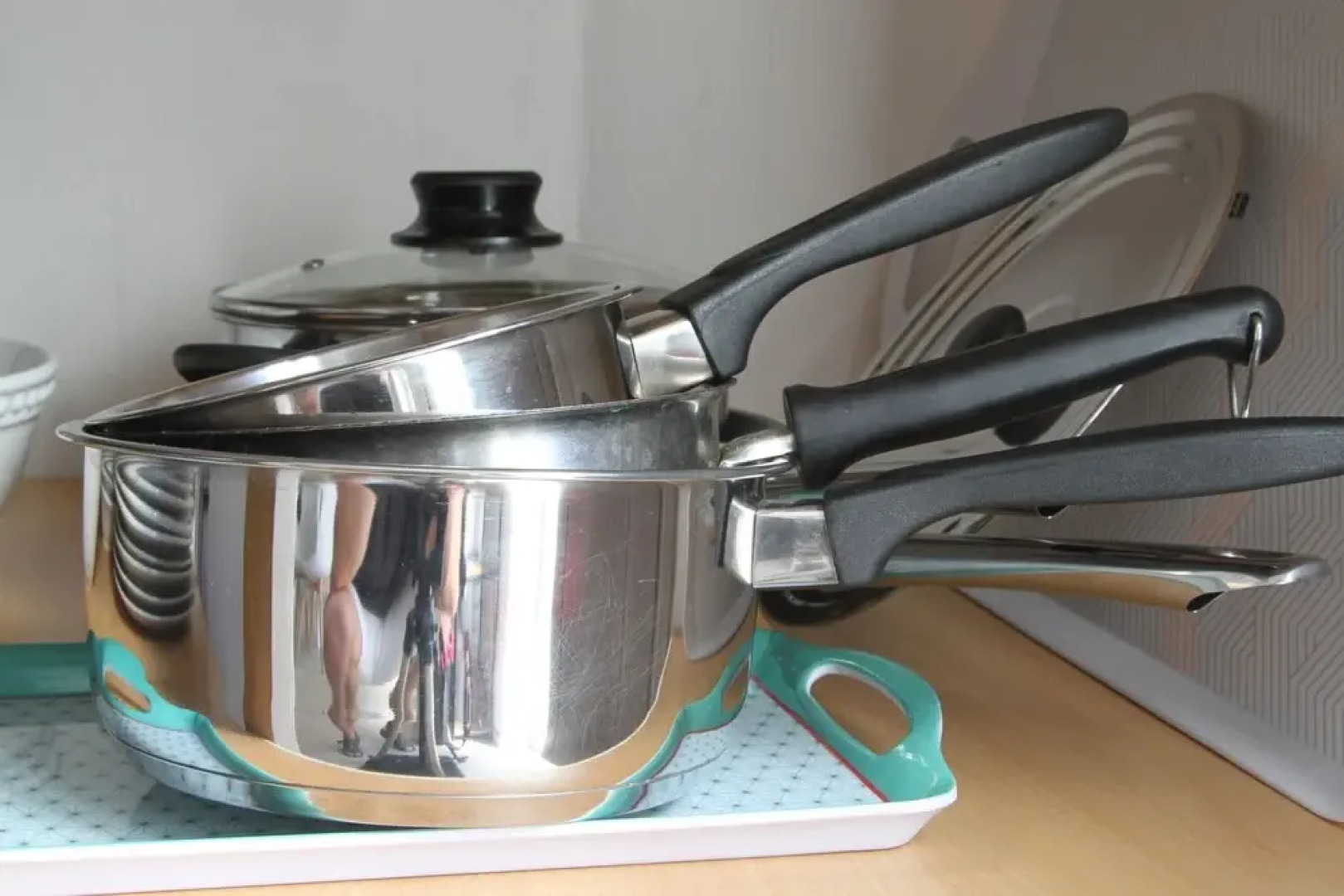 F2 Appart Rénové au Calme Proche Gare et Commerces