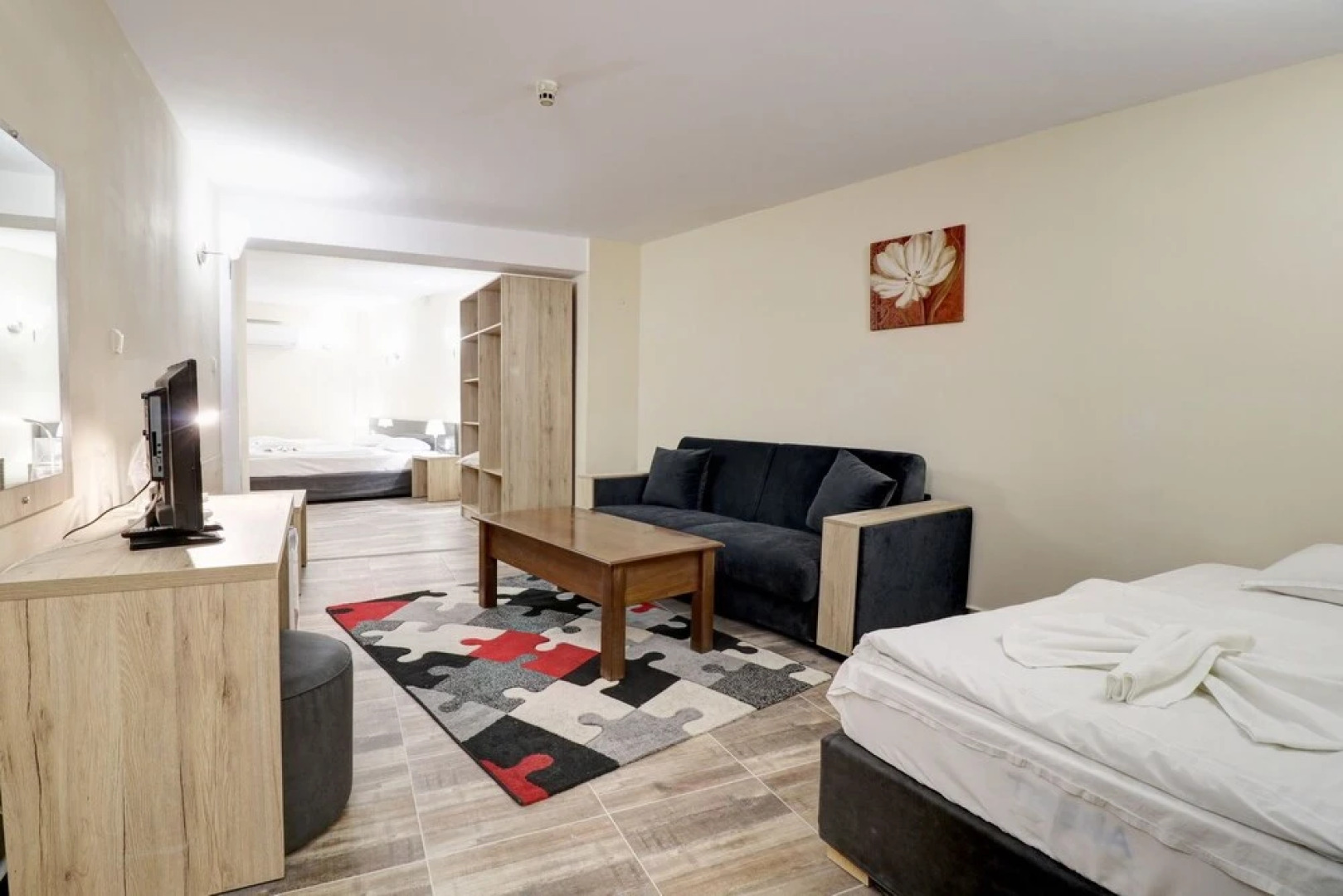 Jupiter Family hotel