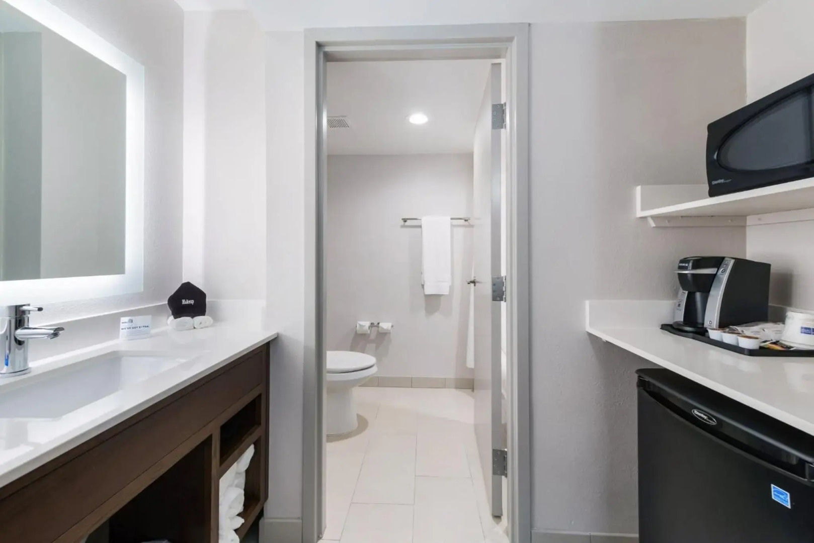 Holiday Inn Express Naperville by IHG