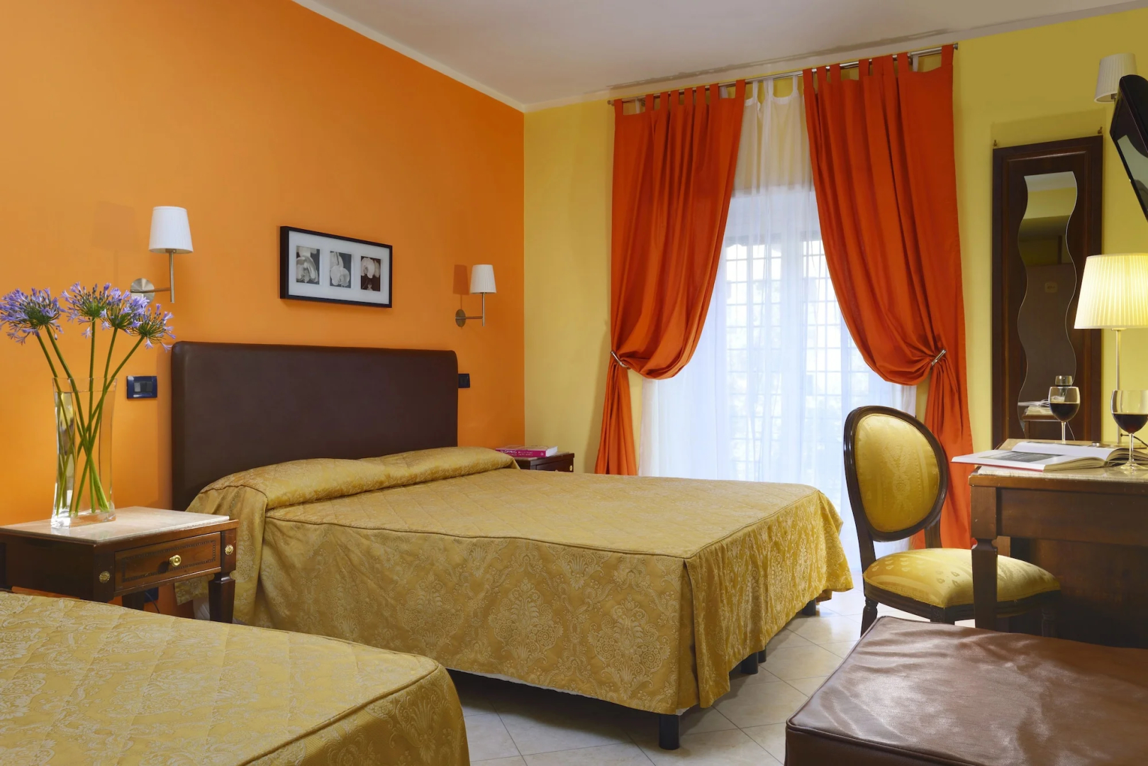 Hotel Tuscolana