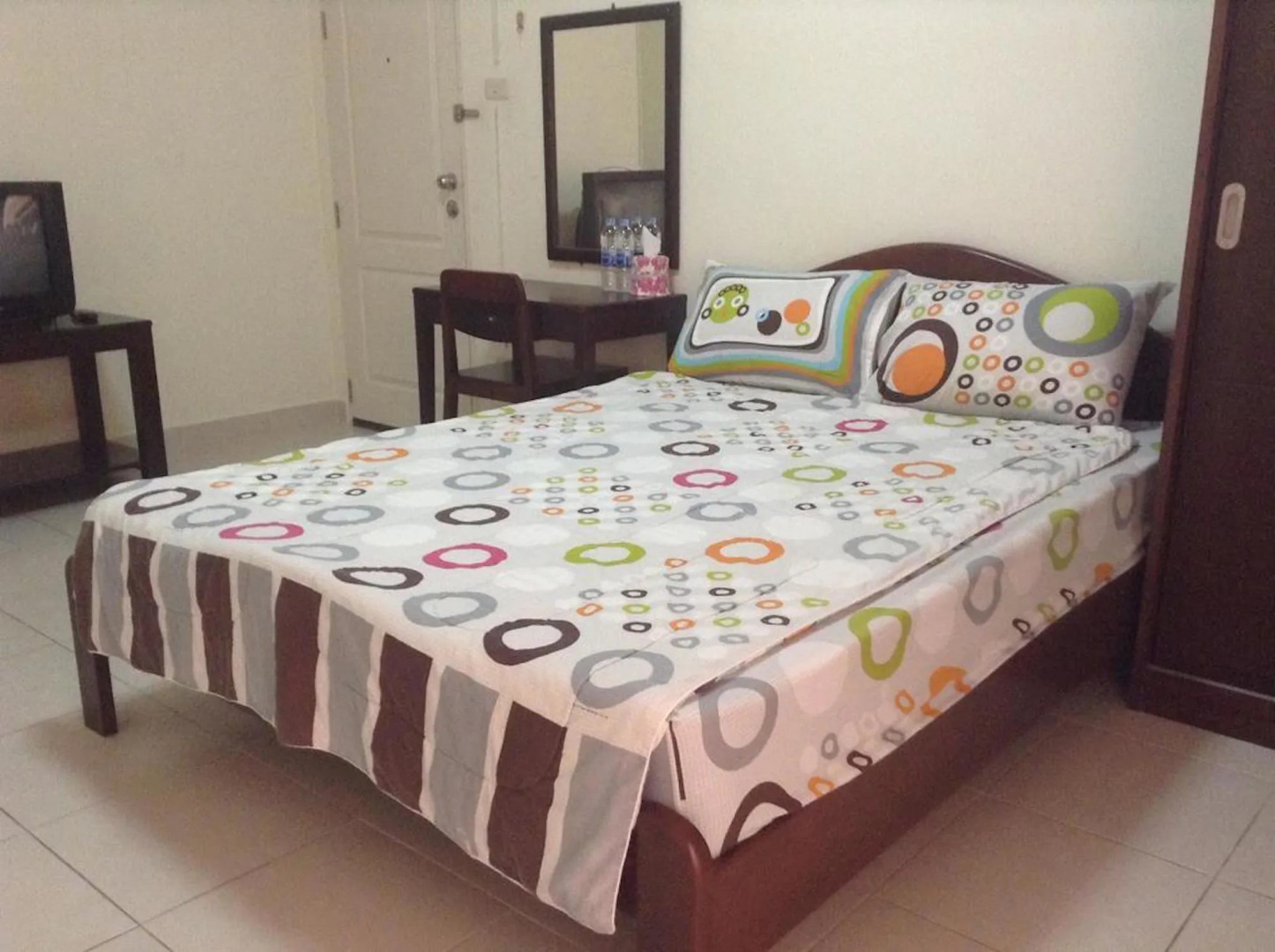 The Crystal Apartment