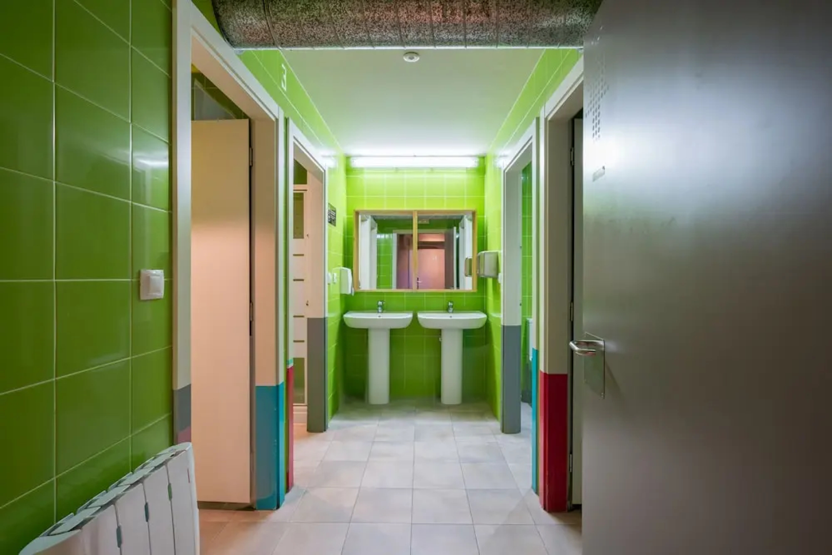 Ganbara Hostel