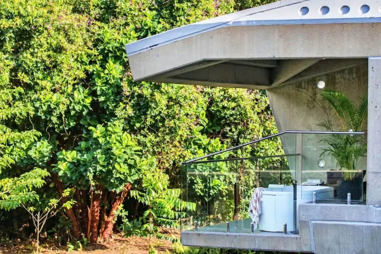 Alkira Award Winning Luxury Holiday Home