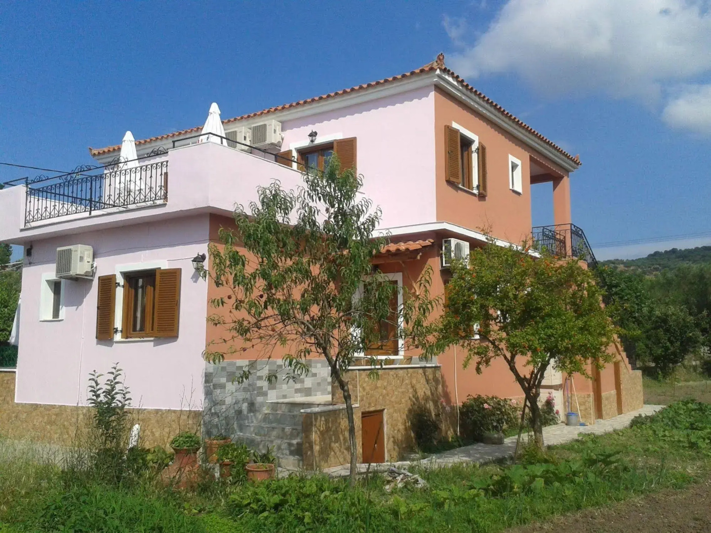 Vassilis Studios