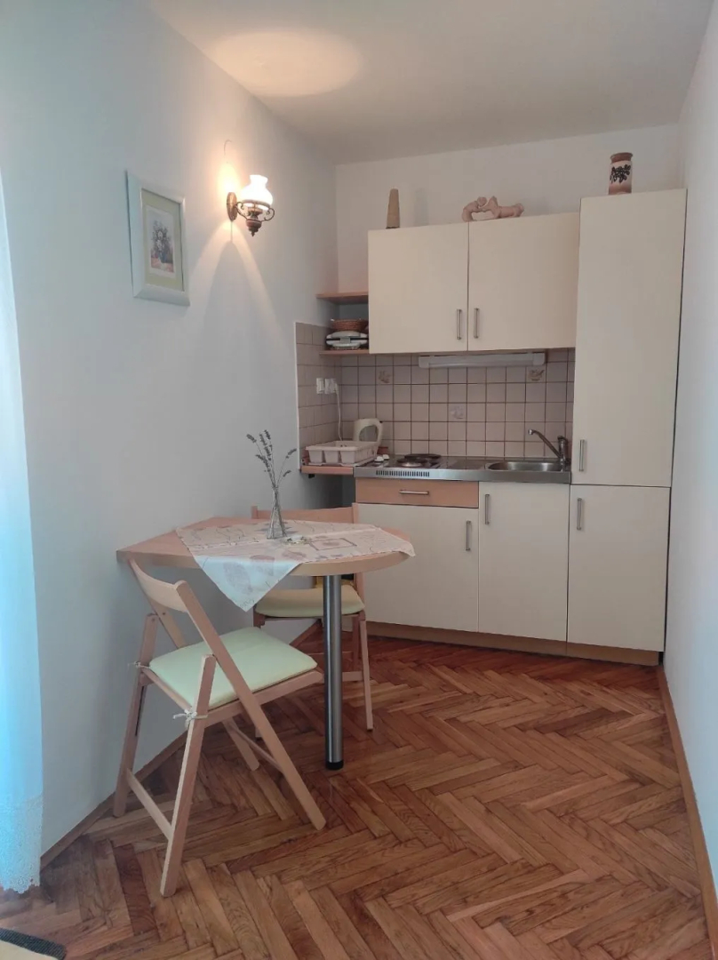 Studio apartment Zdene - with parking : SA2 Banjol, Island Rab