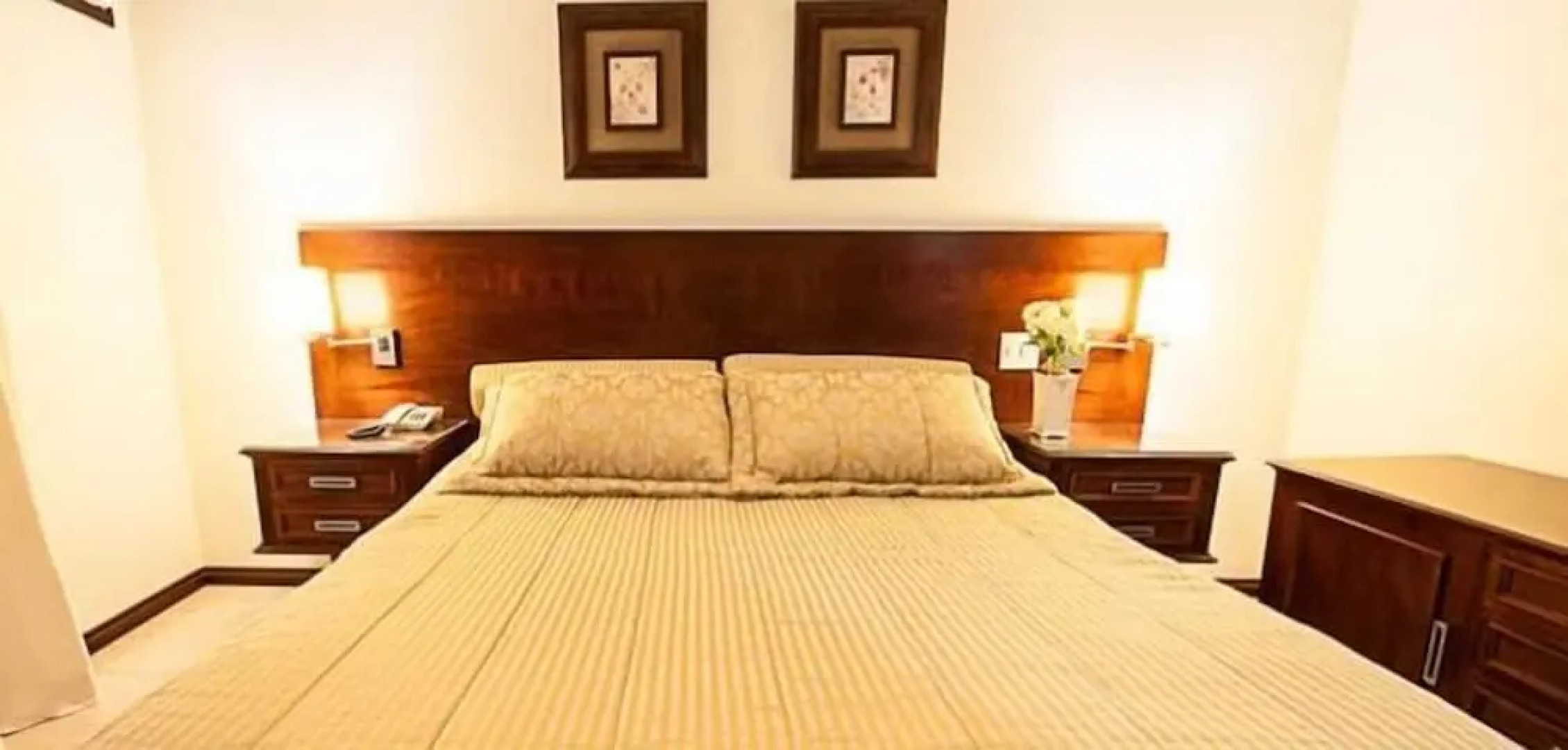 Reisper Palace Hotel