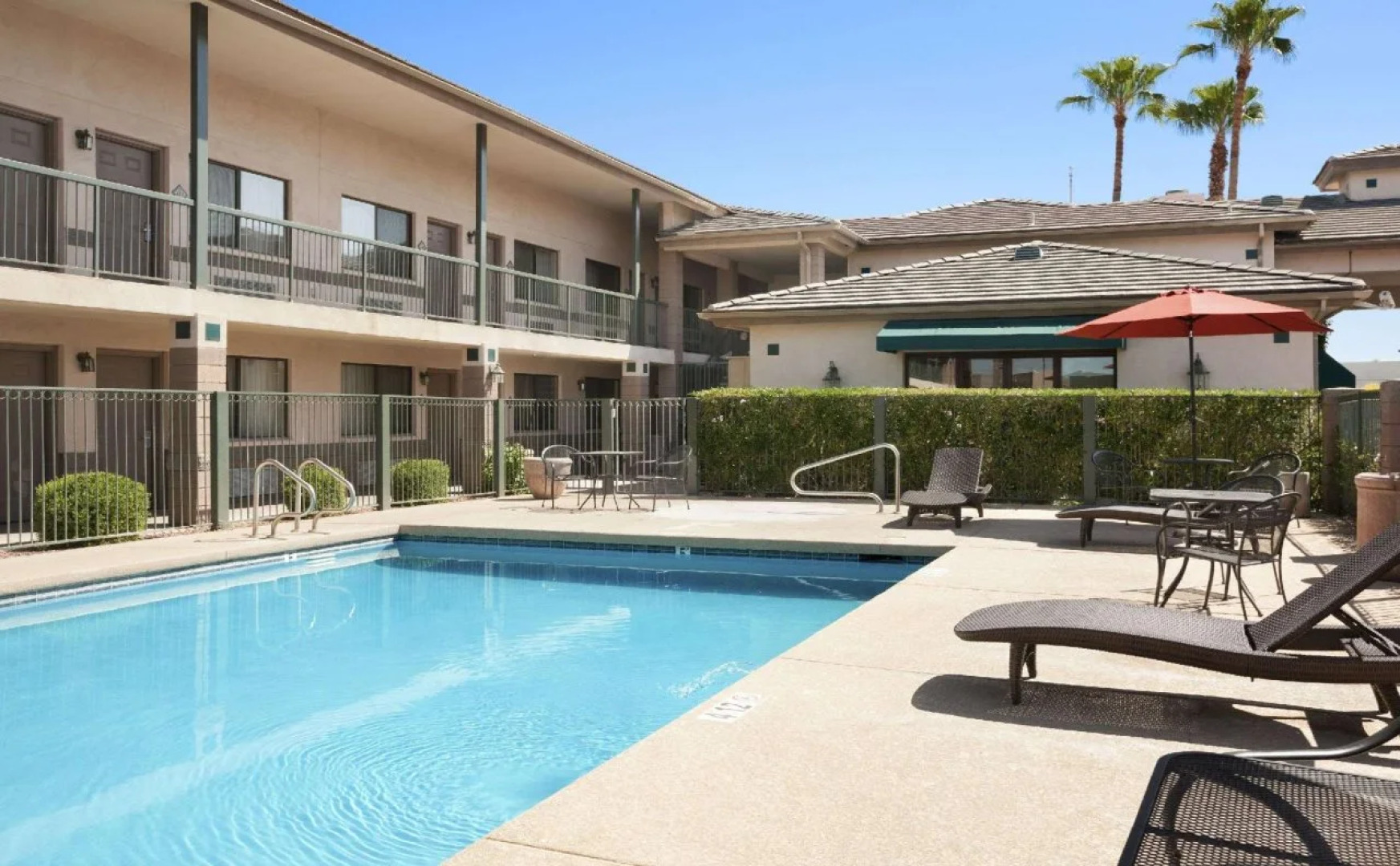 The Hotel Serene Glendale Peoria, Surestay Collection by BW