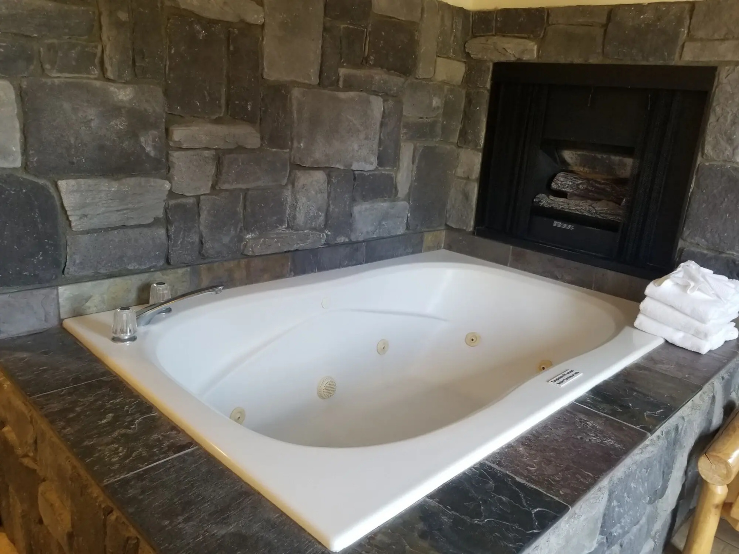 Fireside Lodge