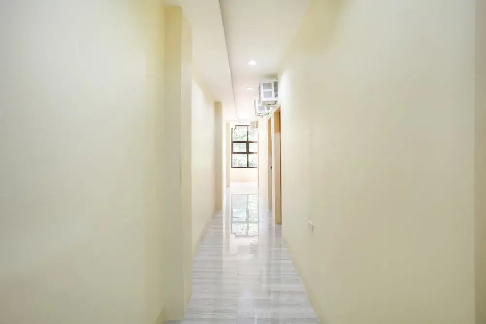 OYO 470 JRJA Hotel