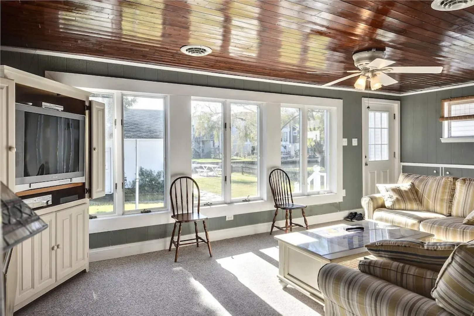 Kozy Kottage 4 West Farmington by Long & Foster