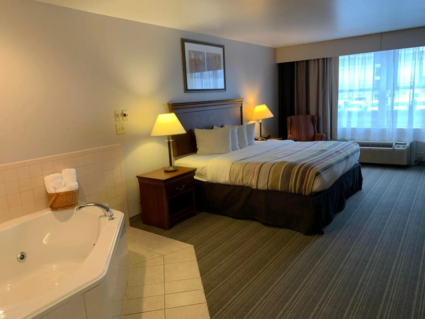Country Inn & Suites by Radisson, Chambersburg, PA