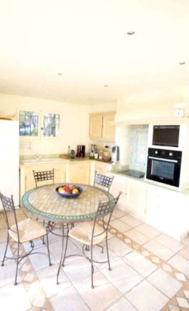 Property With 5 Bedrooms in Mouans-sartoux, With Wonderful Mountain Vi