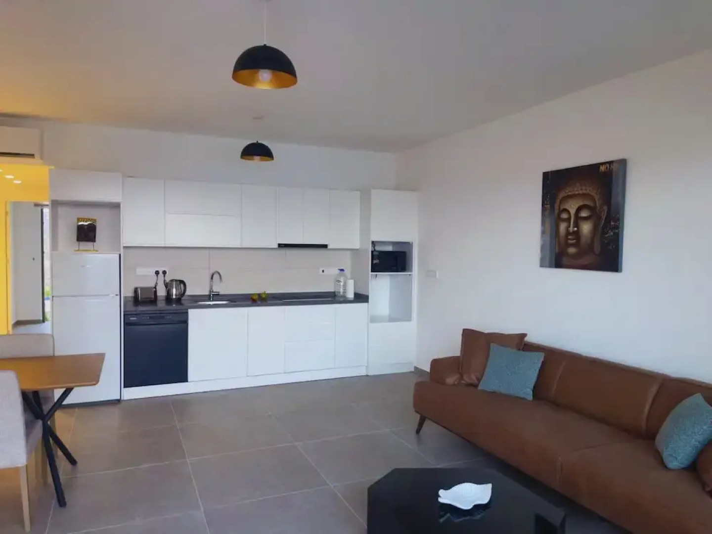 Wake Up by the Sea · Oceanfront Garden Retreat With Pool