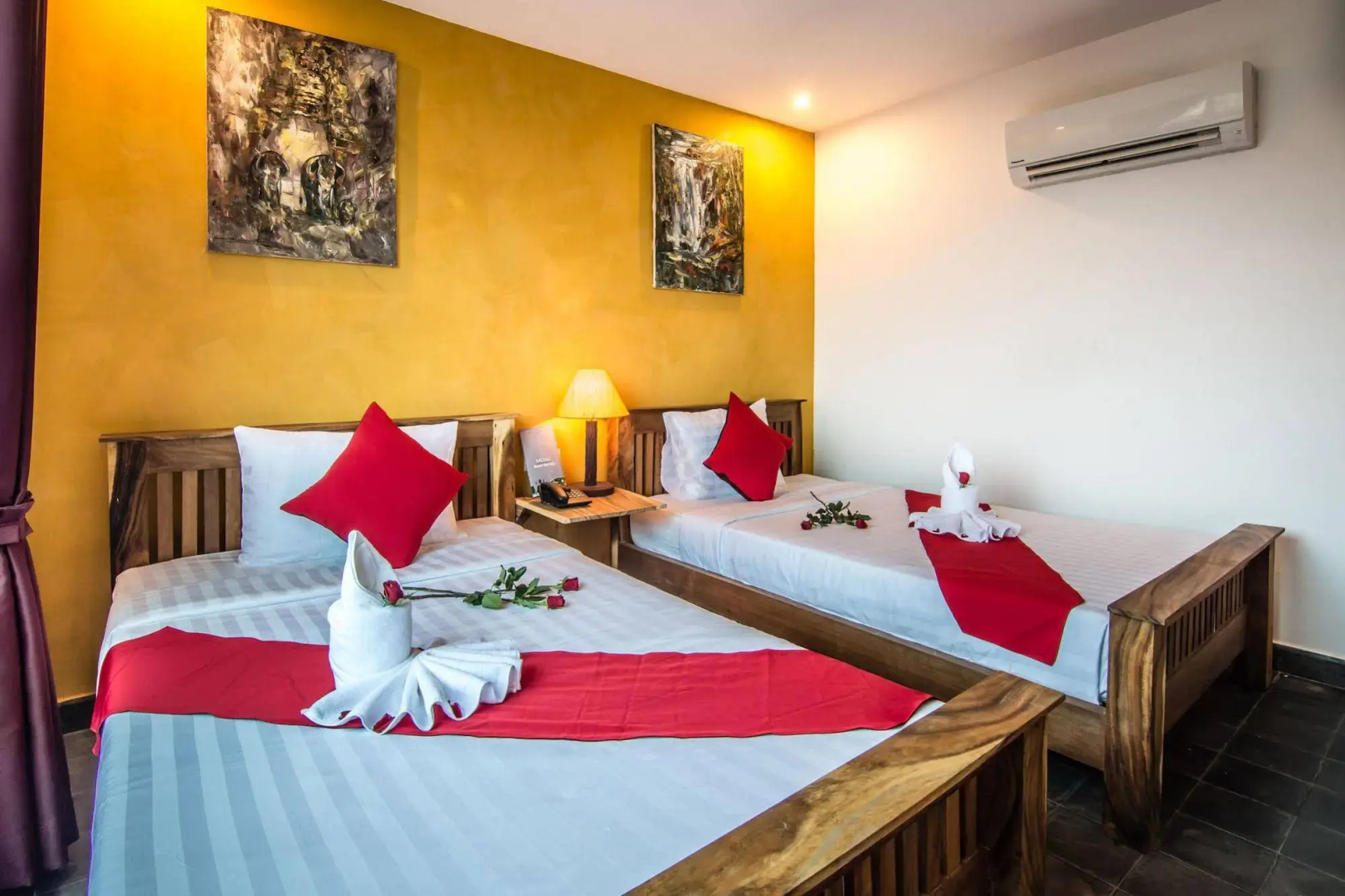 Diamond Palace Resort & Sky Bar