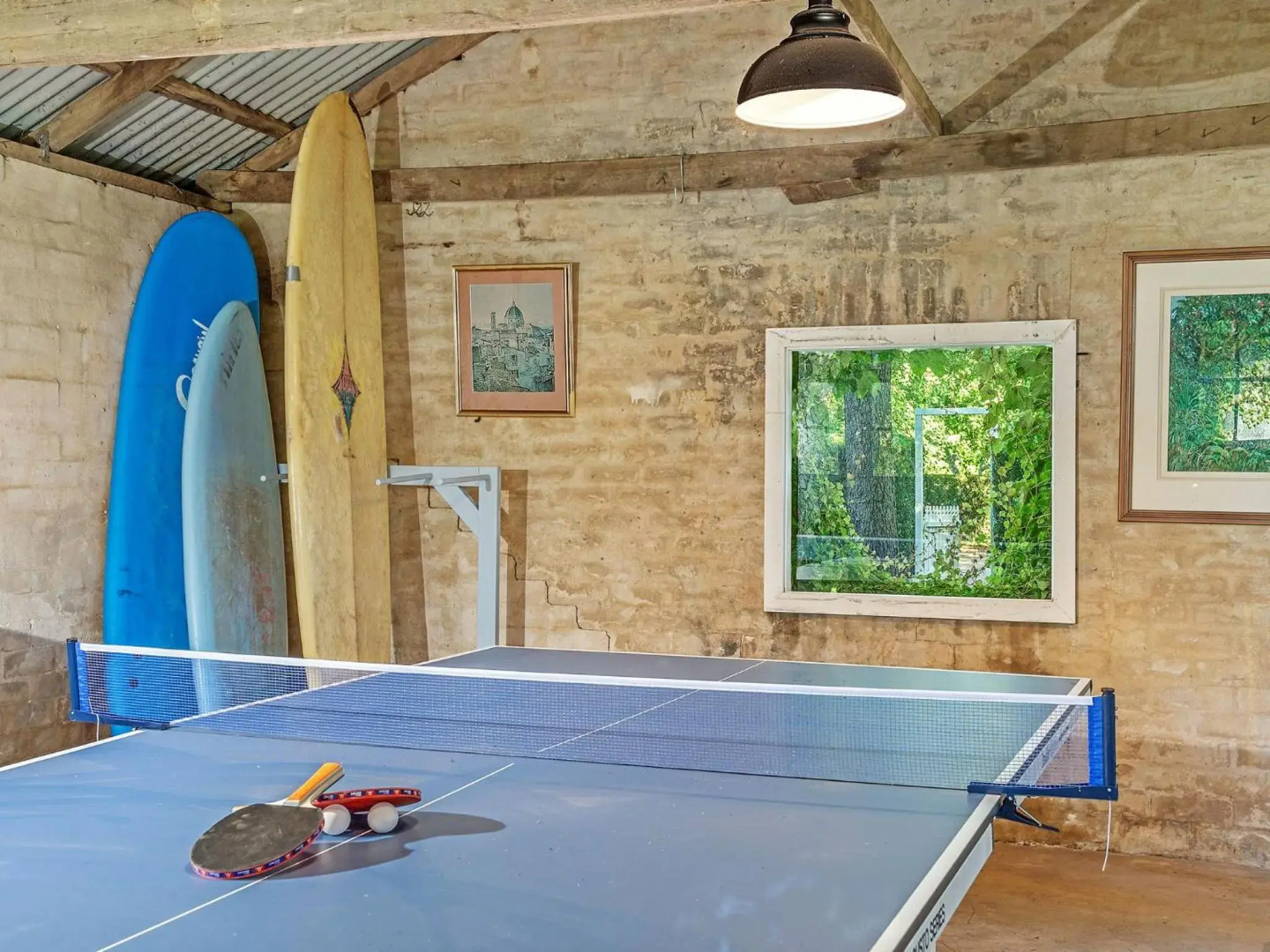 MILHOUSE Berry 4pm Check Out Sundays except Peak season