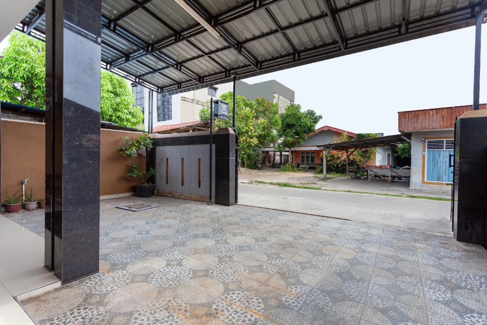 OYO 2923 Lavenia Kost 2