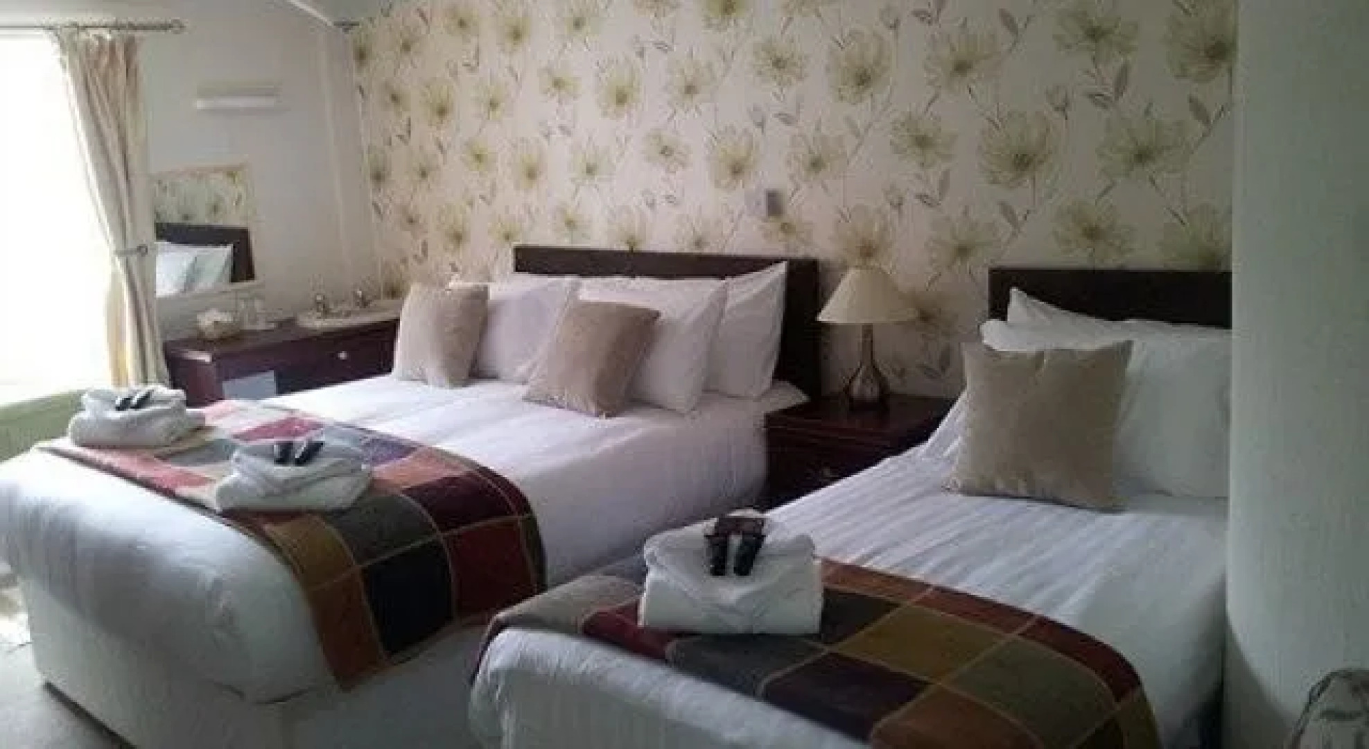 Prince Llewelyn Hotel