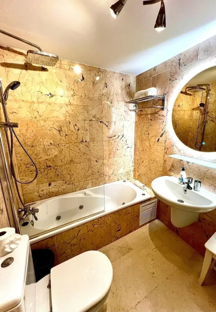 Elegant Palm Mar Apartment