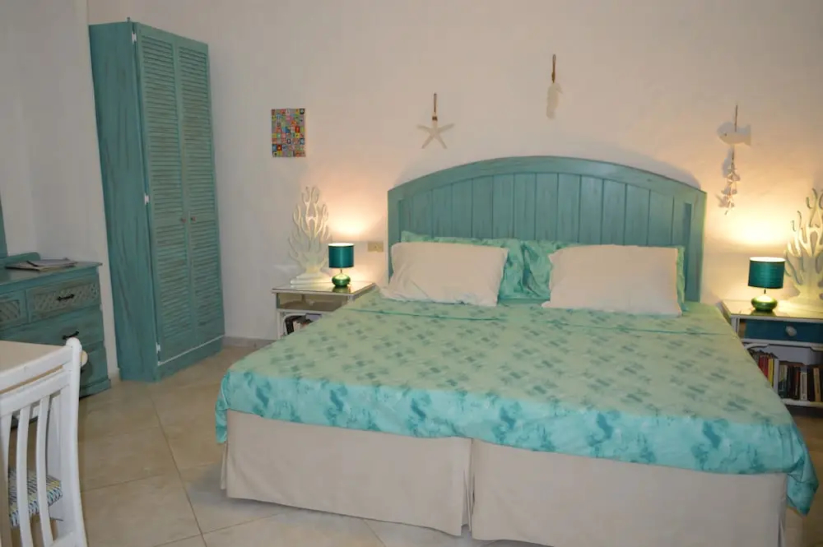 Two Palms Apartment