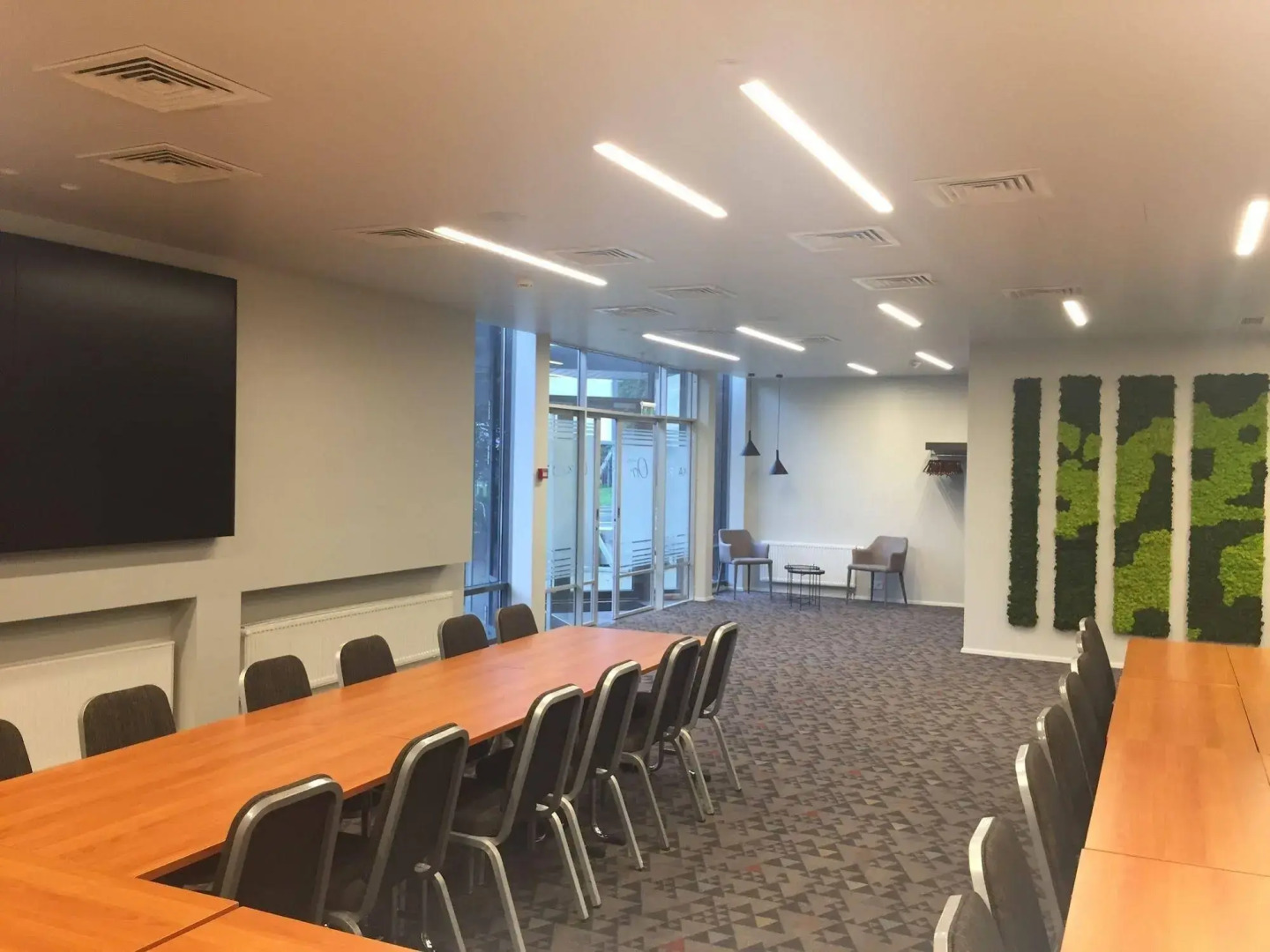 Oru Hub Hotel Tallinn — Handwritten Collection