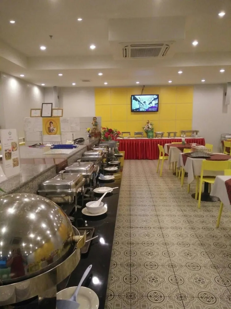 May Flower Grand Hotel Korat