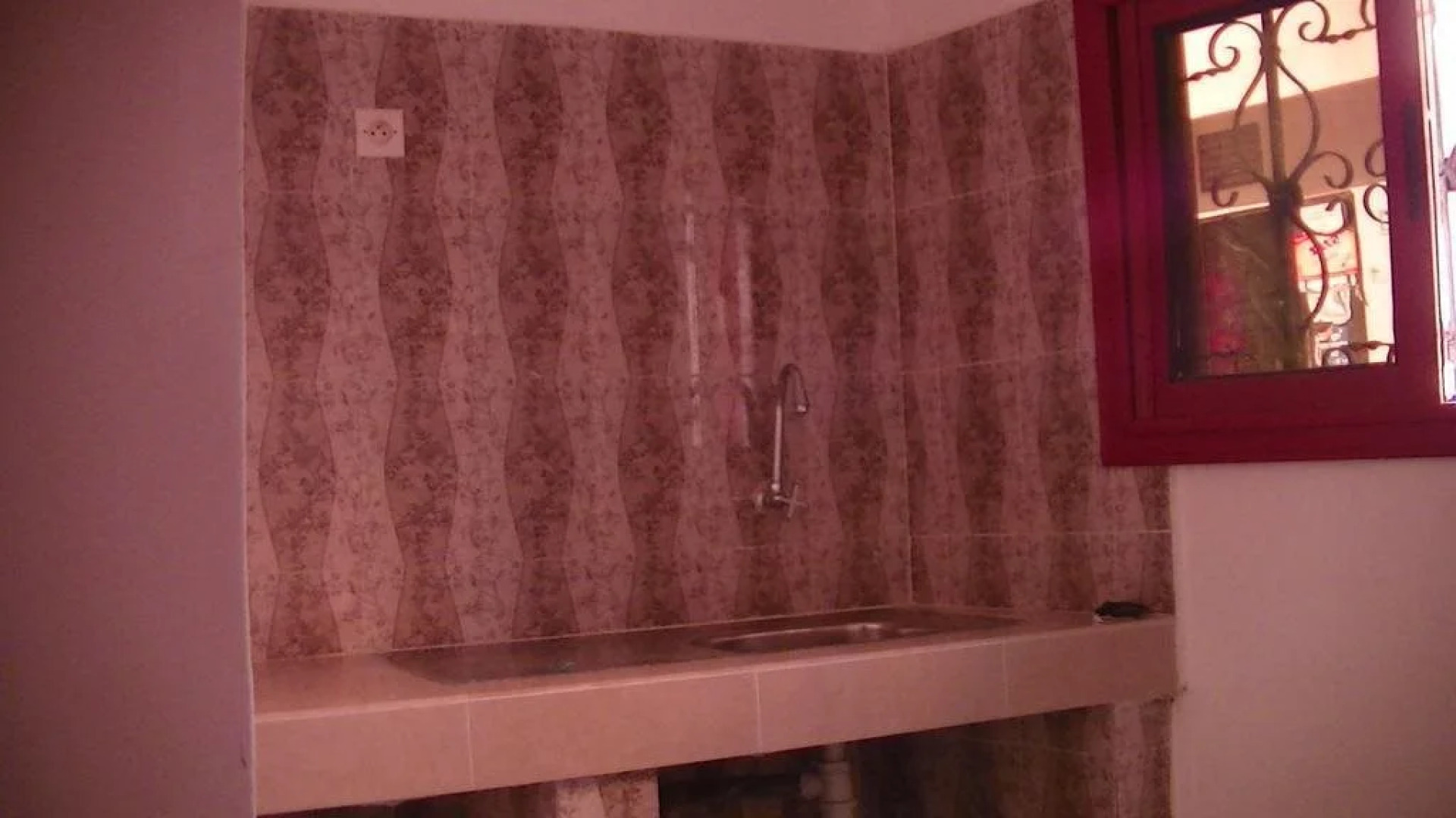 Redface Studios Meublés