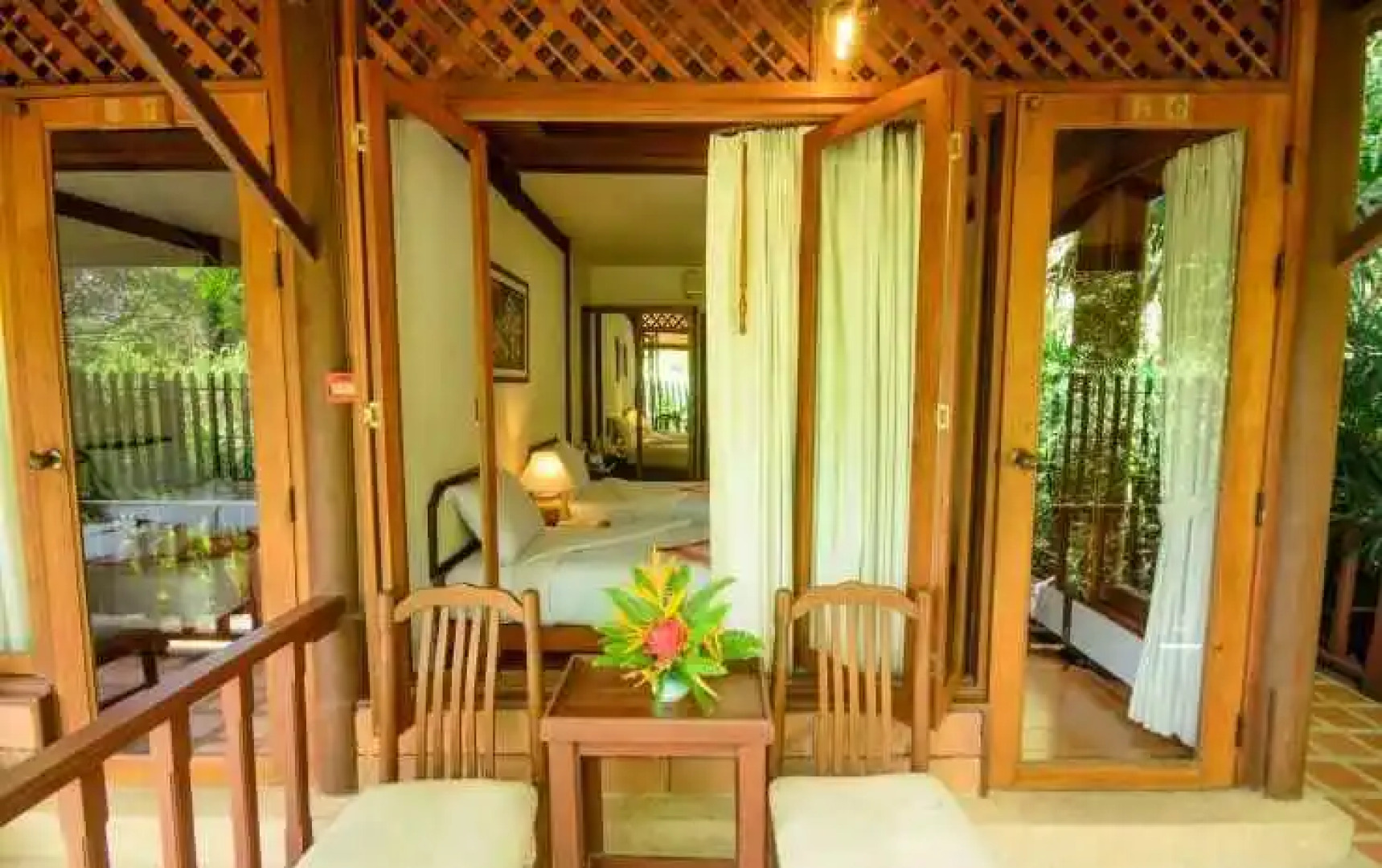 Petchvarin Resort and Spa