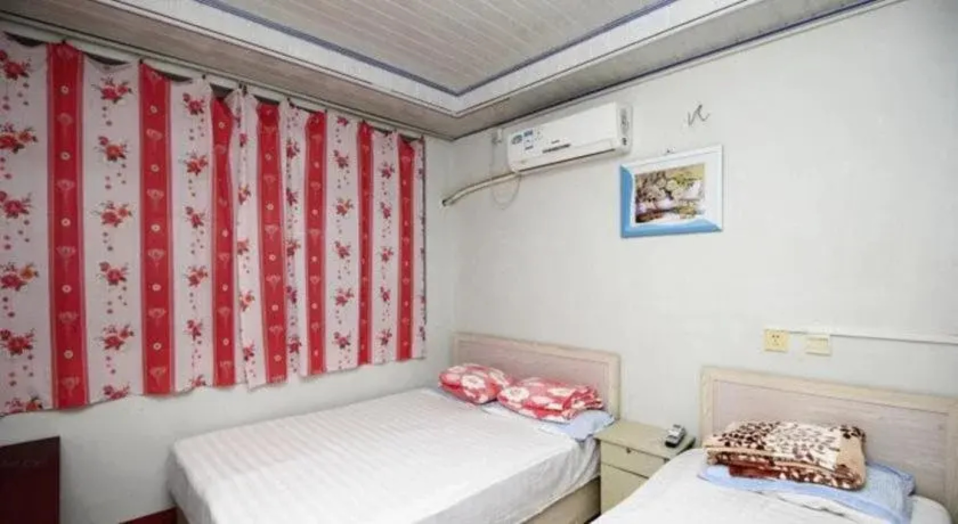 Xiaodong Fisherman House