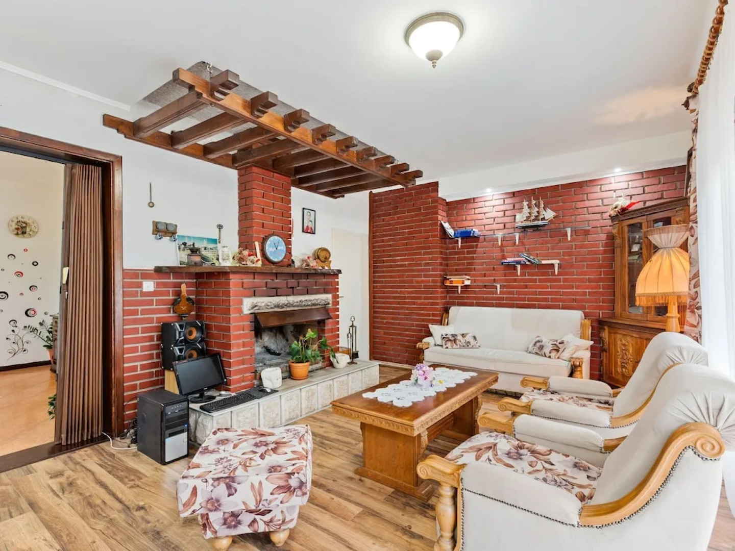 Lovely Apartment in Pakoštane With Private Swimming Pool