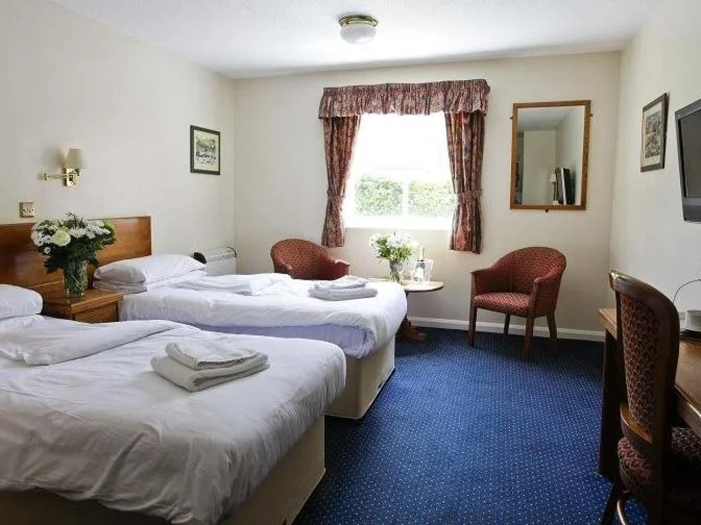 Cobham Lodge Hotel