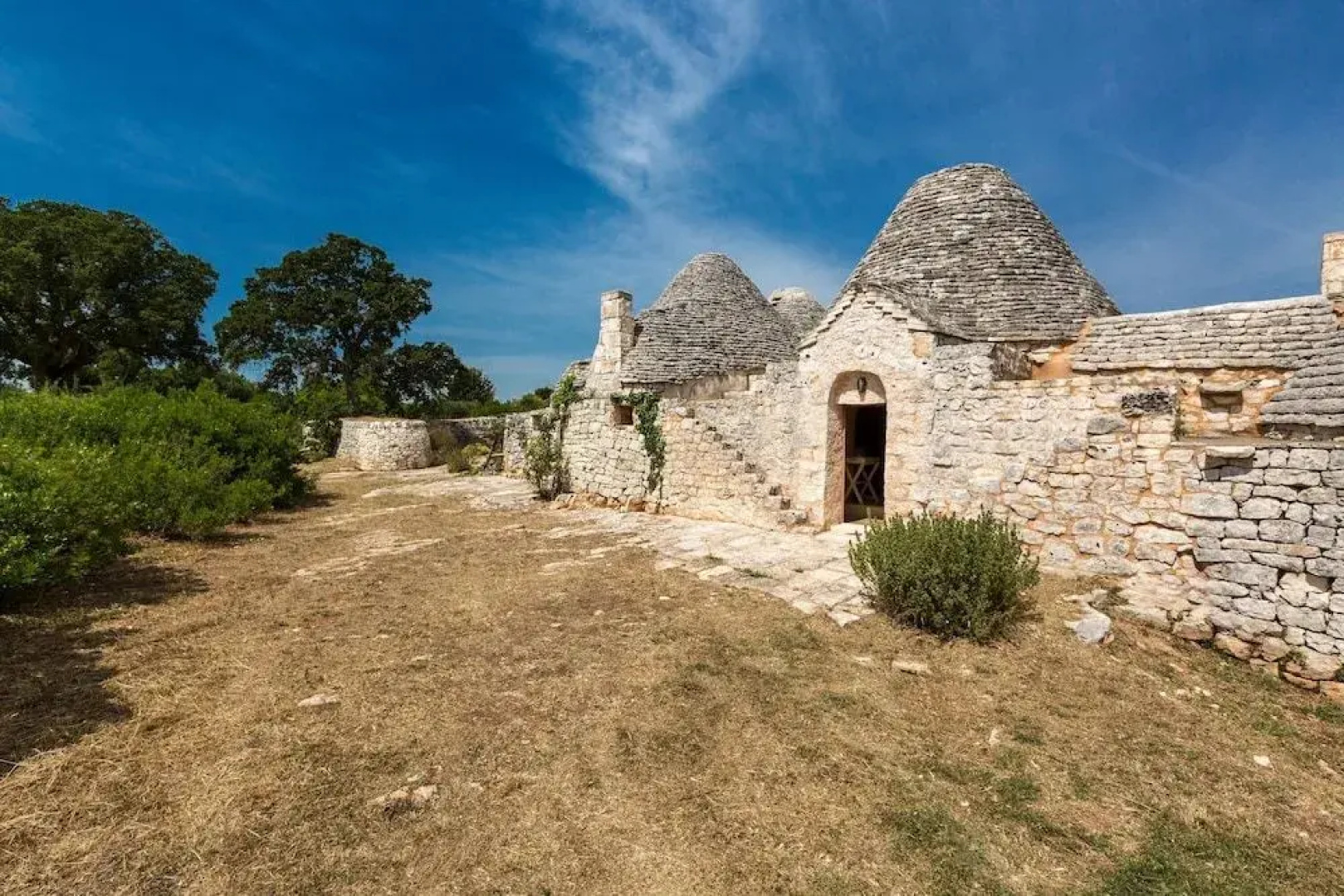 Trulli di Monte Reale