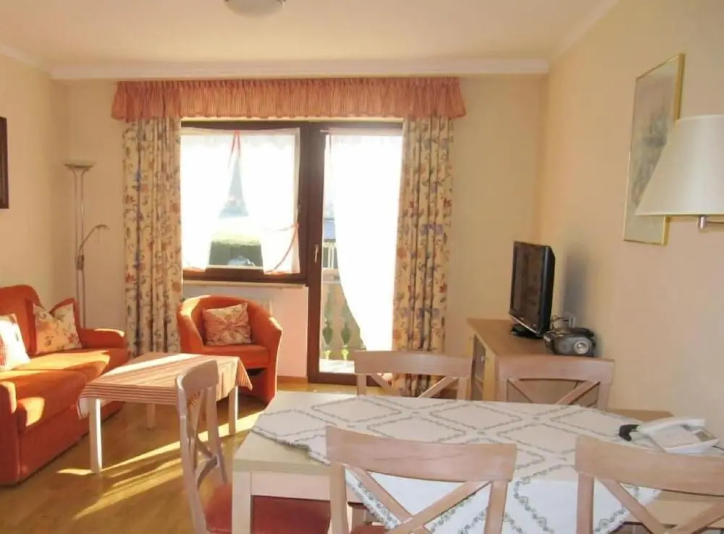 Hotel Restaurant Pension Krone Post