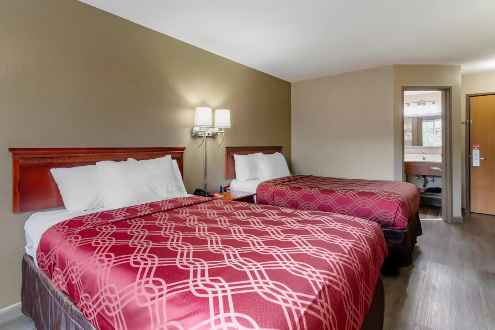 Econo Lodge Inn & Suites Dickson