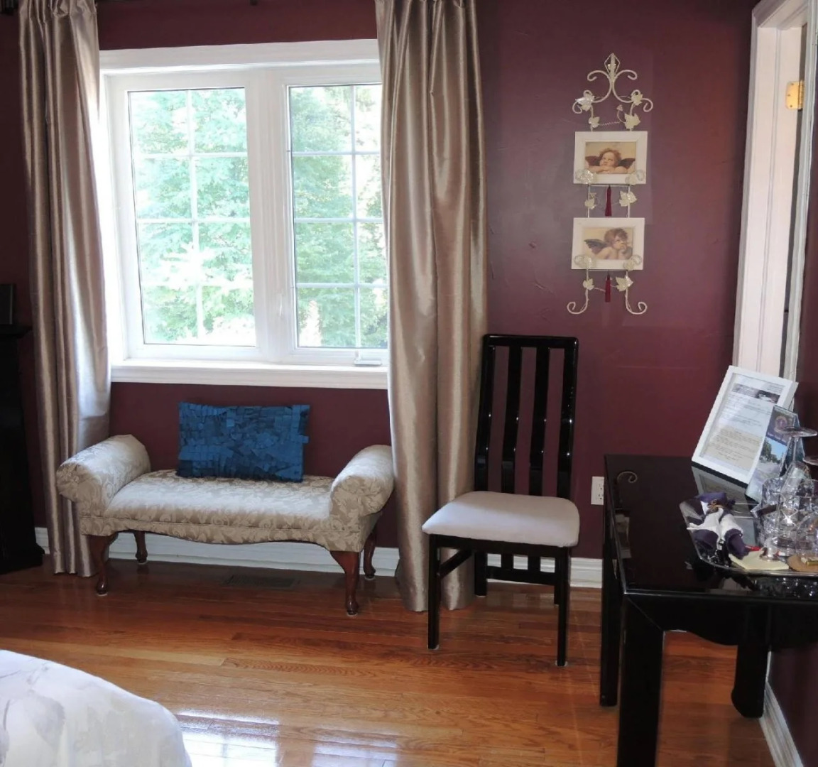 Demi's Place Bed and Breakfast